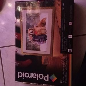 Polaroid 10”digital picture frame new